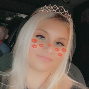 Meet your Posher, Luvvv_haylie